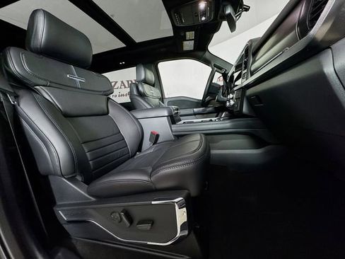 New 2026 Ford F250 Platinum image 35