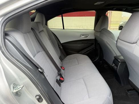 Used 2024 Toyota Corolla SE w/ SE Premium Package FWD image 31