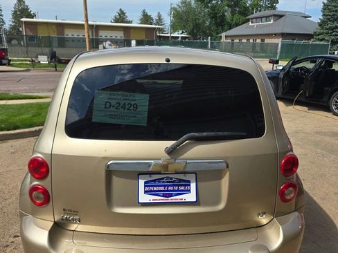 Used 2008 Chevrolet HHR LT w/ LT Preferred Equipment Group image 5