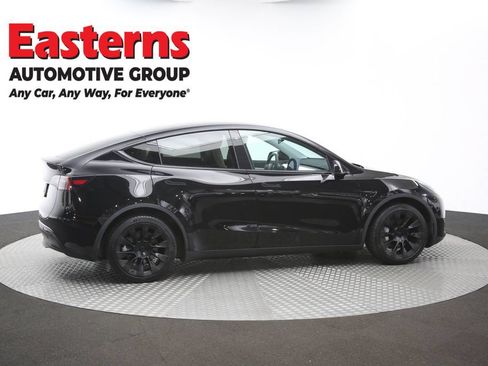Used 2021 Tesla Model Y Long Range AWD/4WD image 38