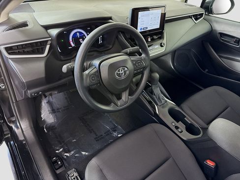 Used 2026 Toyota Corolla LE FWD image 22