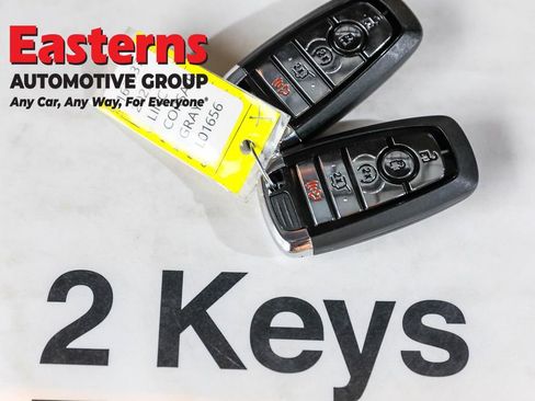 Used 2025 Lincoln Corsair Grand Touring w/ Towing Package image 26