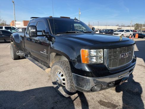 Used 2008 GMC Sierra 3500 SLT image 3