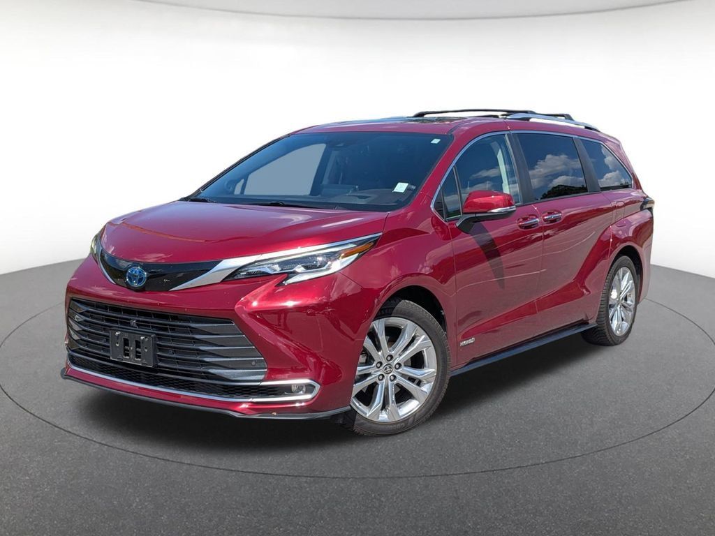 Used 2021 Toyota Sienna Platinum FWD image 1