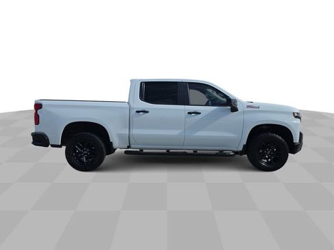Used 2020 Chevrolet Silverado 1500 LT Trail Boss w/ Convenience Package image 9