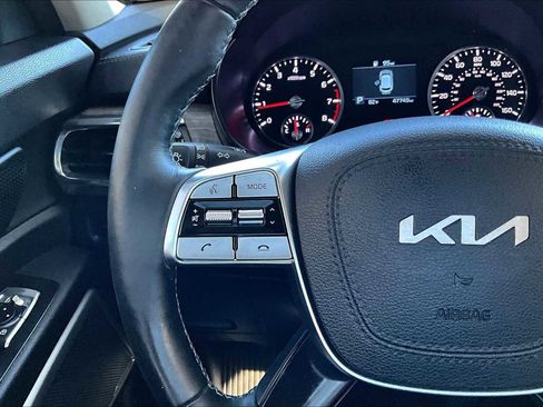 Used 2022 Kia Telluride EX w/ EX Premium Package image 23