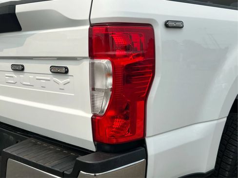 Used 2022 Ford F250 XL w/ STX Appearance Package AWD/4WD image 32