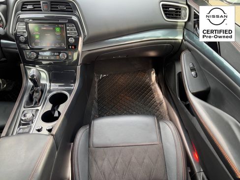 Certified 2023 Nissan Maxima SR w/ Sport Mat Group image 18