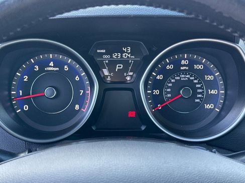 Used 2013 Hyundai Elantra Limited w/ Technology Pkg image 21