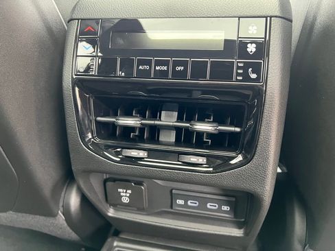 New 2026 Jeep Grand Cherokee L Limited AWD/4WD image 14