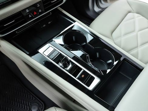 New 2026 Volkswagen Atlas SE image 63