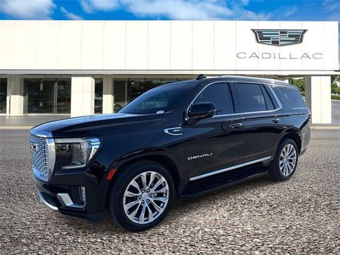 Used 2024 GMC Yukon Denali w/ Advanced Technology Package image 1