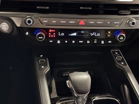 Used 2023 Kia Telluride EX X-Line image 32