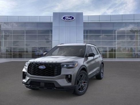 New 2026 Ford Explorer ST-Line w/ ST-Line Street Pack RWD image 2