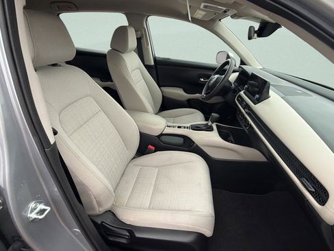 Used 2025 Honda HR-V LX image 11