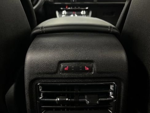 Used 2022 Lincoln Corsair AWD w/ Premium Package image 36