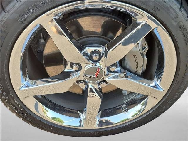 Used 2014 Chevrolet Corvette Stingray Coupe w/ 2LT Preferred Equipment Group RWD image 16