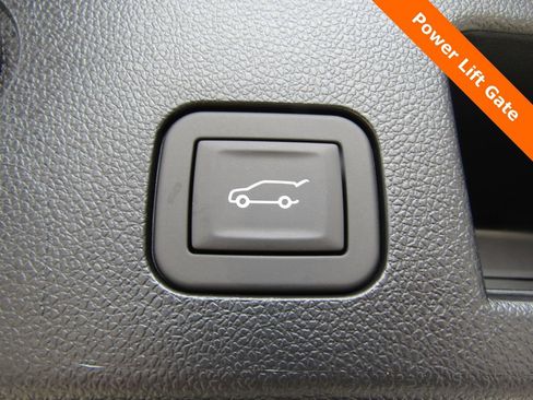 New 2026 GMC Terrain Elevation w/ Elevation Premium Package AWD/4WD image 23