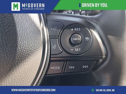 Used 2025 Toyota RAV4 XSE w/ Advanced Technology Package AWD/4WD image 27