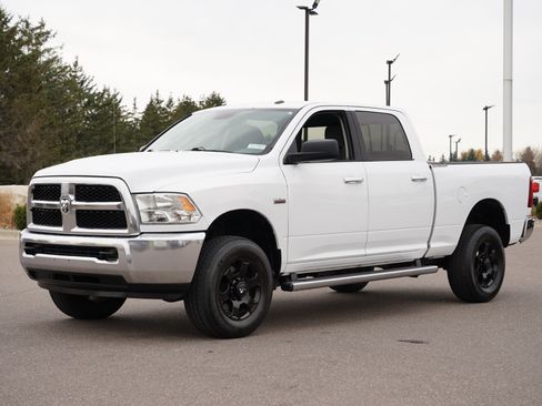 Used 2016 RAM 2500 SLT w/ Protection Group image 7