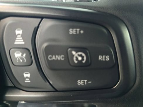 New 2026 Jeep Gladiator Sport AWD/4WD image 18
