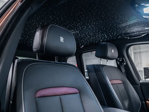 Used 2023 Rolls-Royce Cullinan AWD/4WD image 16