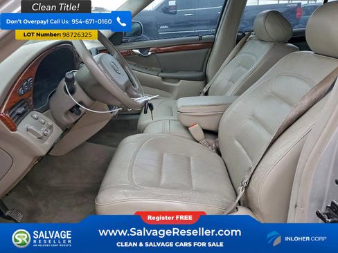 Used 2002 Cadillac De Ville w/ Comfort/Convenience Pkg image 9