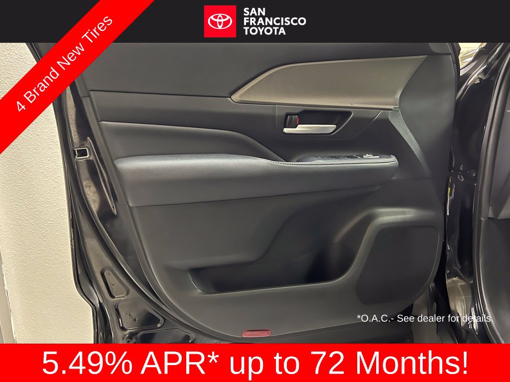 Certified 2024 Toyota Grand Highlander AWD image 40