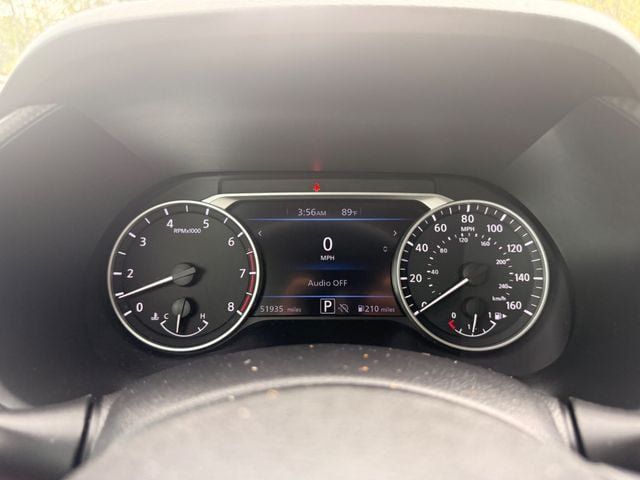 Used 2025 Nissan Sentra SV FWD image 3