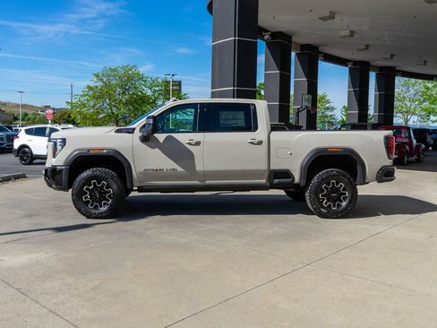 New 2026 GMC Sierra 2500 AT4X AWD/4WD image 4