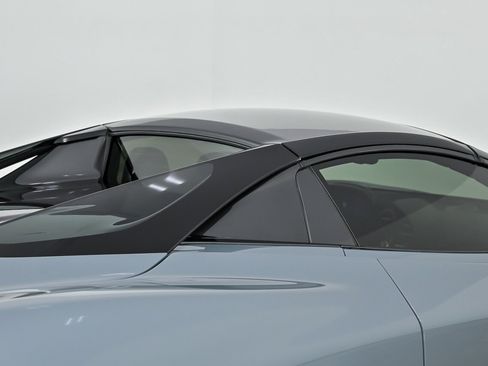 Used 2023 McLaren 720S Spider RWD image 40