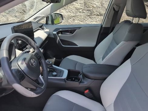 Used 2023 Toyota RAV4 Limited AWD/4WD image 13