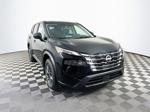 New 2026 Nissan Rogue S image 3