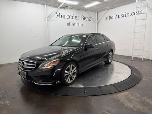 Used 2014 Mercedes-Benz E 350 Sedan image 3
