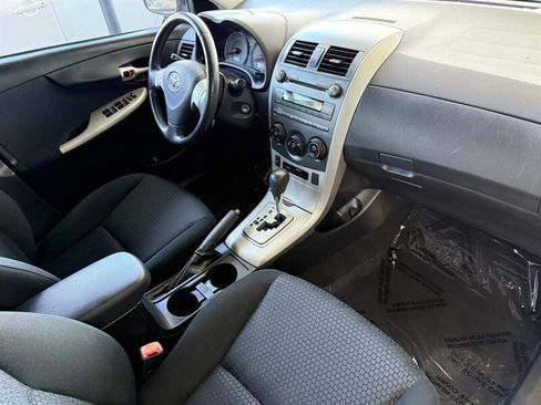 Used 2009 Toyota Corolla XRS FWD image 24
