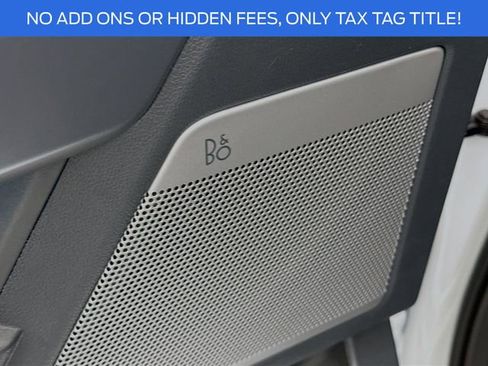 New 2025 Ford F150 Lariat w/ Equipment Group 502A High image 19