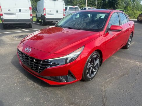 Used 2023 Hyundai Elantra Limited FWD image 8