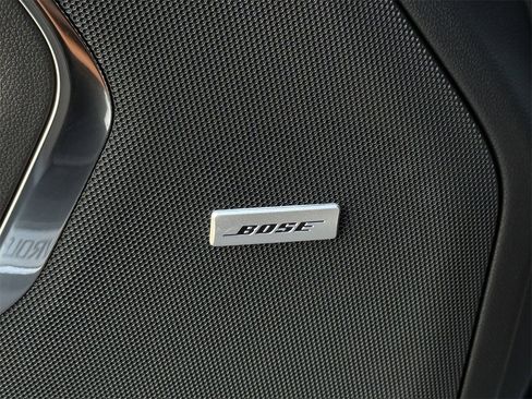 New 2026 Chevrolet Suburban Premier image 22