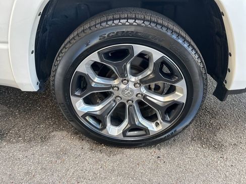Used 2023 RAM 1500 Limited AWD/4WD image 19