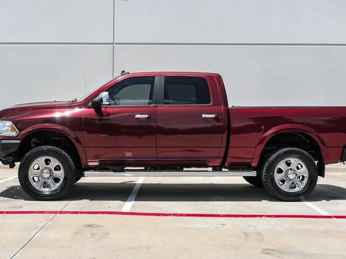 Used 2018 RAM 2500 Laramie w/ Convenience Group AWD/4WD image 5