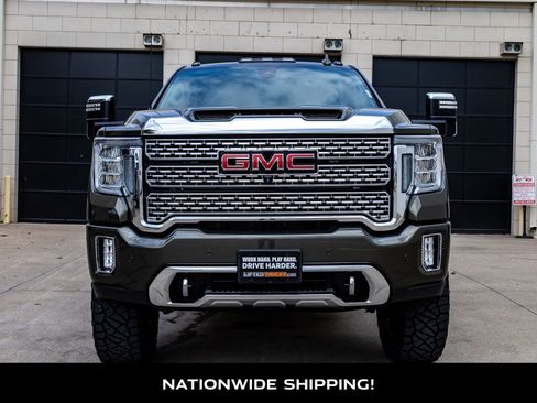 Used 2023 GMC Sierra 3500 Denali w/ Denali Ultimate Package AWD/4WD image 4