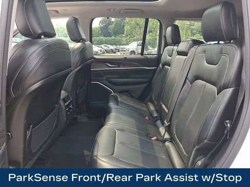 Used 2022 Jeep Grand Cherokee Limited 4xe w/ Luxury Tech Group II AWD/4WD image 19