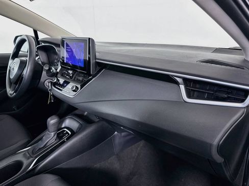Used 2024 Toyota Corolla LE FWD image 28