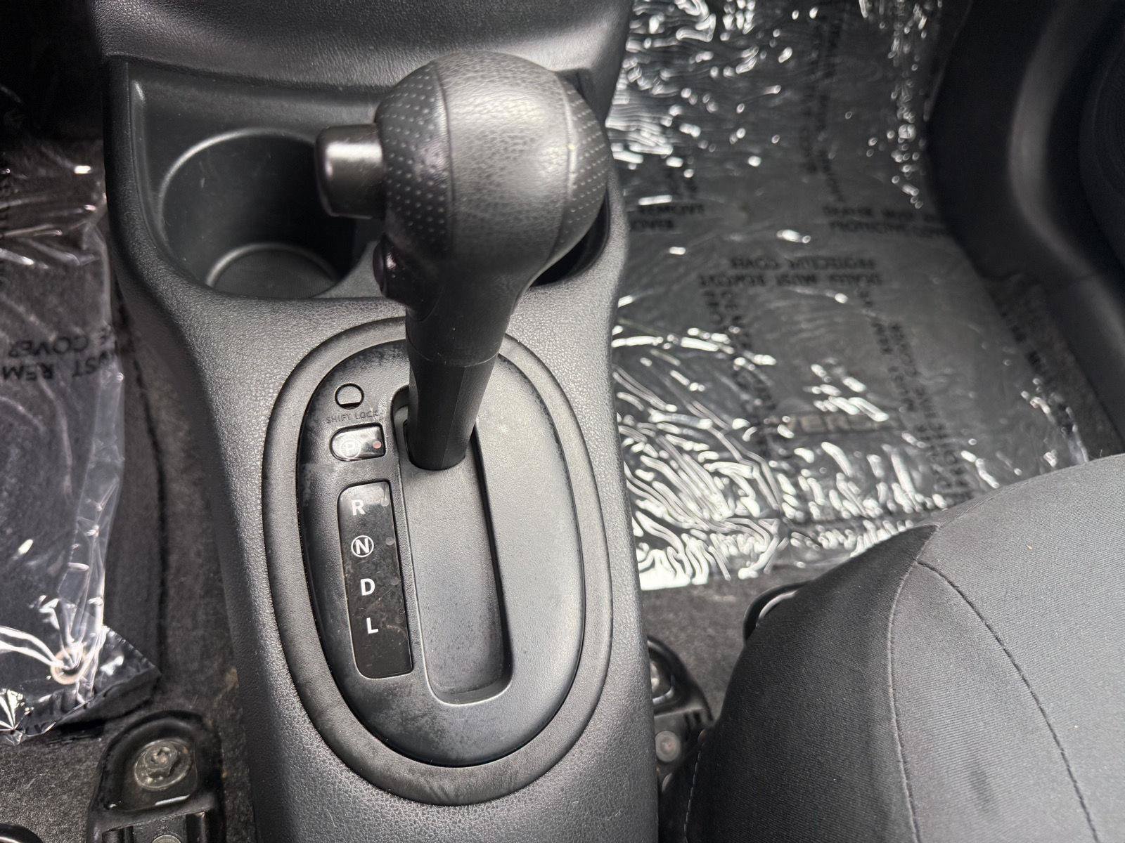Used 2014 Nissan Versa S Plus FWD image 19