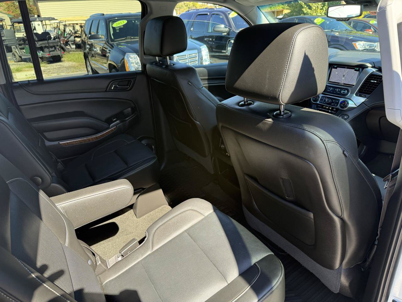 Used 2016 Chevrolet Suburban LTZ AWD/4WD image 28