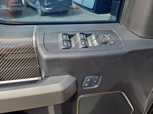 Used 2018 Ford F150 Raptor w/ Equipment Group 802A Luxury AWD/4WD image 16