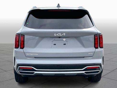 Used 2023 Kia Sorento SX image 5