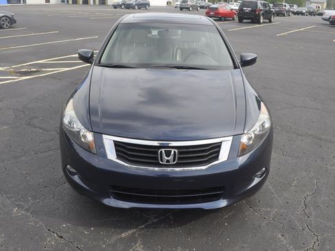 Used 2010 Honda Accord EX-L image 2