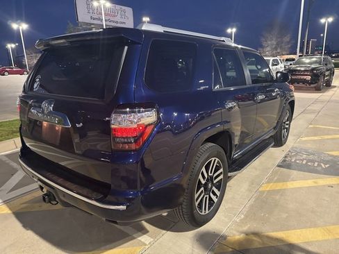 Used 2018 Toyota 4Runner Limited image 10