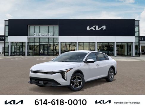 New 2026 Kia K4 LXS image 1
